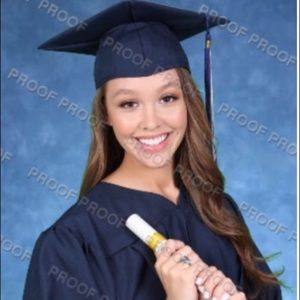 Meet your Posher, Caroline